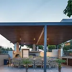 Villa Belle, Where Sea Views Meet Sunset Magic By Etouri