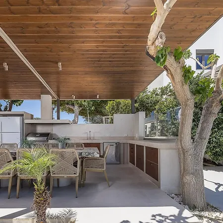 Belle, Where Sea Views Meet Sunset Magic By Etouri Villa Rethimnon