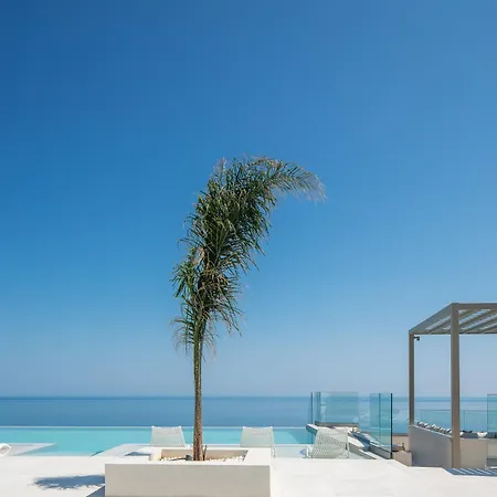 Villa Belle, Where Sea Views Meet Sunset Magic By Etouri *