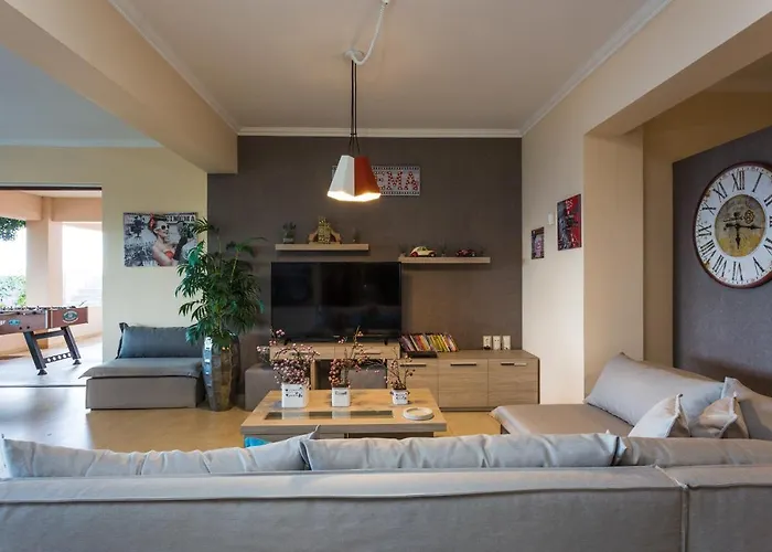 Villa Belle, Where Sea Views Meet Sunset Magic By Etouri *