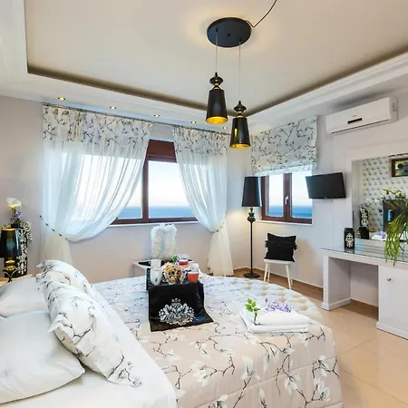 Вилла Belle, Where Sea Views Meet Sunset Magic By Etouri *