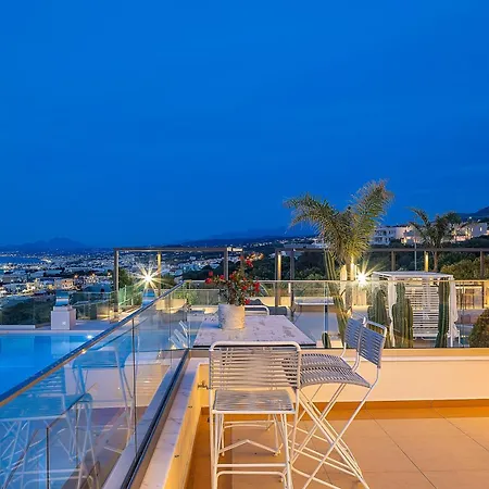 Villa Belle, Where Sea Views Meet Sunset Magic By Etouri *