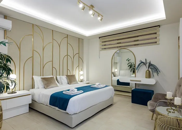 Belle, Where Sea Views Meet Sunset Magic By Etouri *