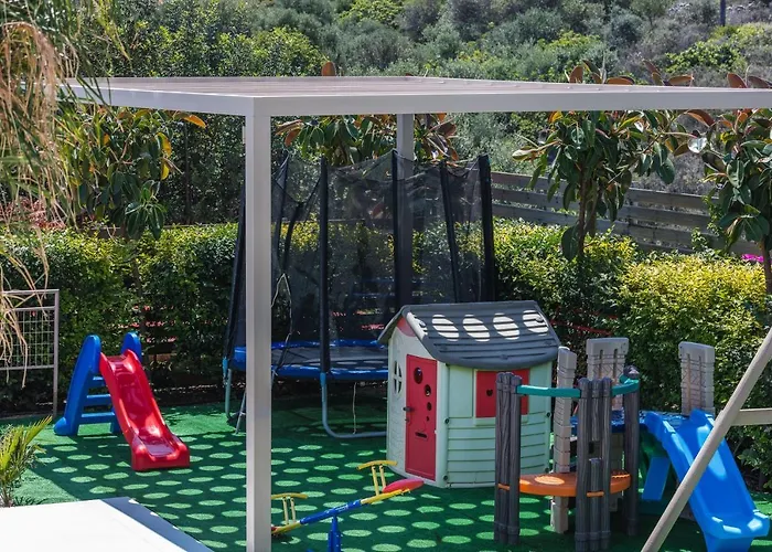 Villa Belle, Where Sea Views Meet Sunset Magic By Etouri *