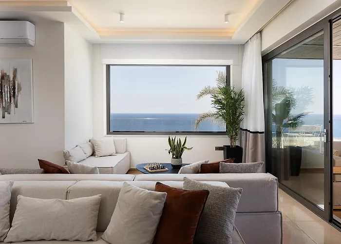 Villa Belle, Where Sea Views Meet Sunset Magic By Etouri *