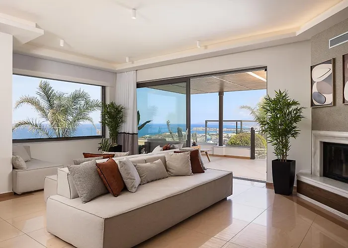 Villa Belle, Where Sea Views Meet Sunset Magic By Etouri *