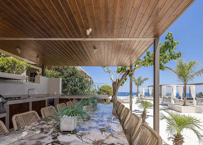 Villa Belle, Where Sea Views Meet Sunset Magic By Etouri *